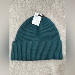 Lululemon RIBBED MERINO WOOL BLEND KNIT BEANIE